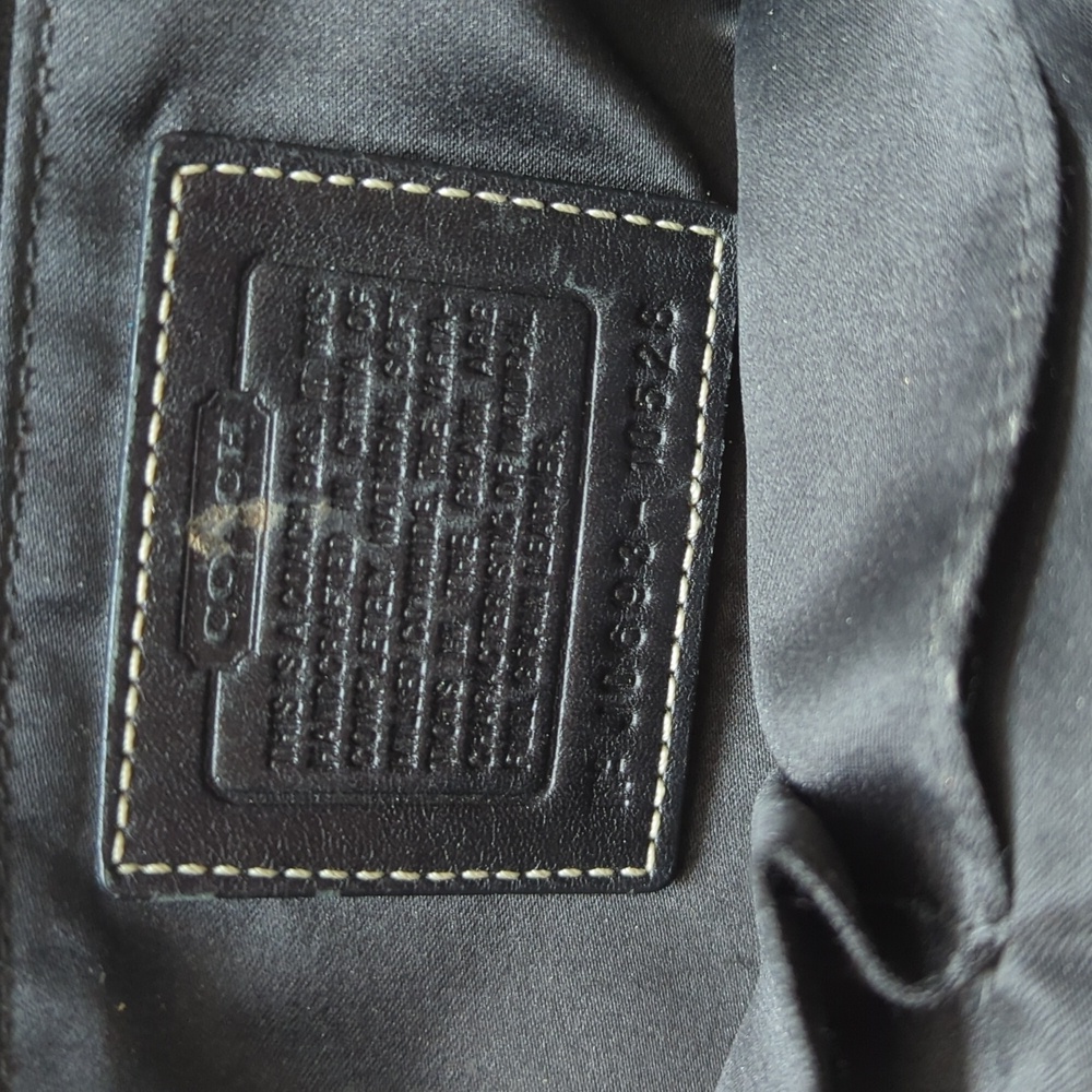 Couch Purse. - image 5